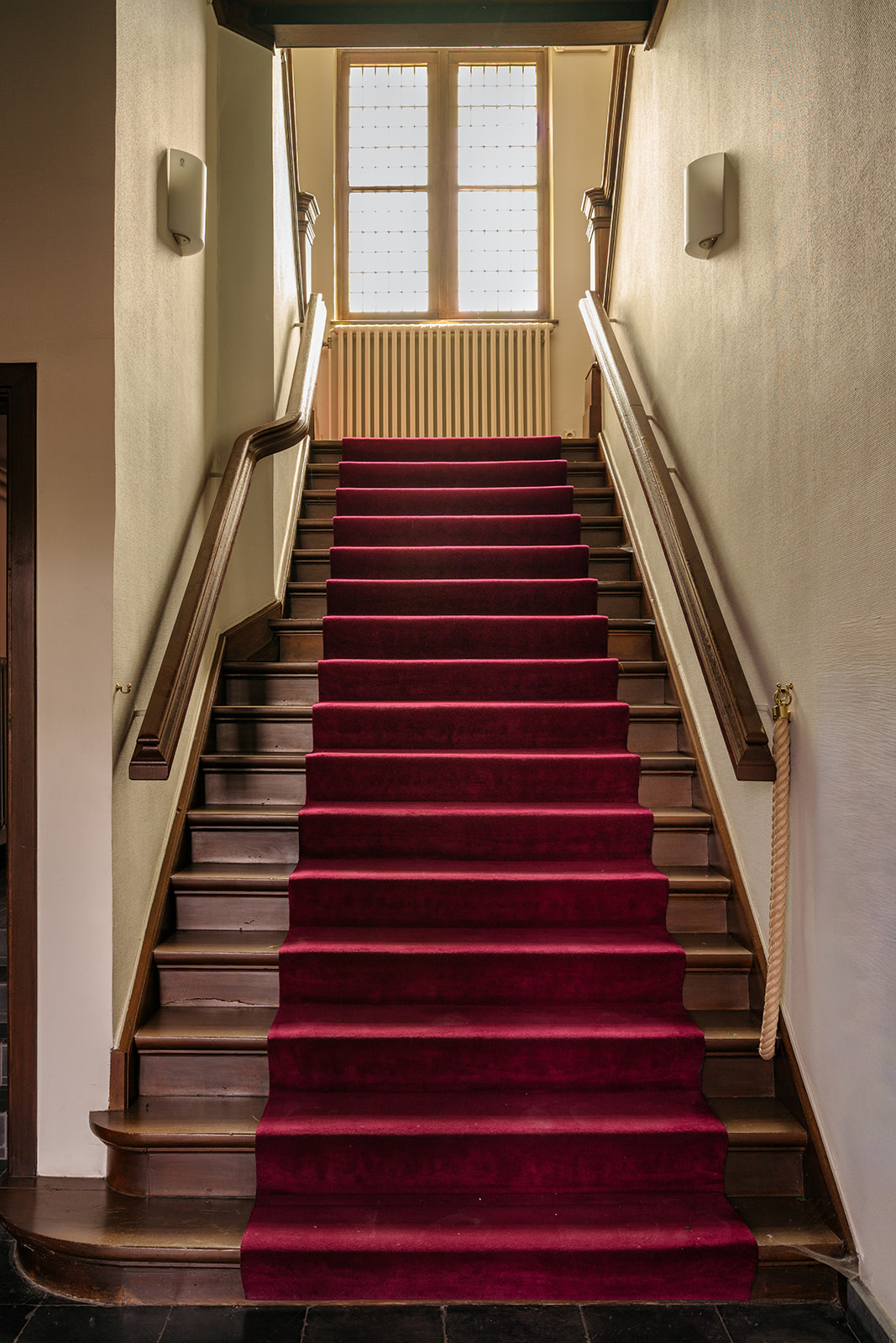 Trap naar de bovenzaal